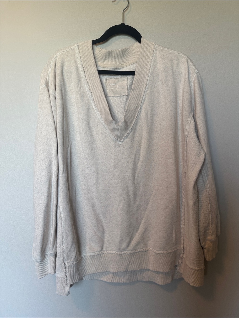 Aerie Cream V-Neck Pullover Sweater Crewneck